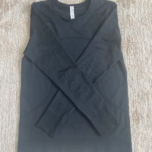 Lululemon swiftly breathe long sleeve shirt